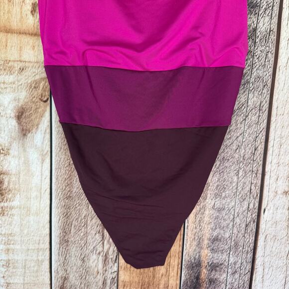 Athleta Swimsuit One Piece Coastline Electric Fuchsia Large Colorblock Summer - Picture 4 of 10